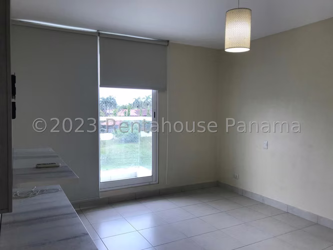 Se Vende Apartamento en Clayton LA26-7465