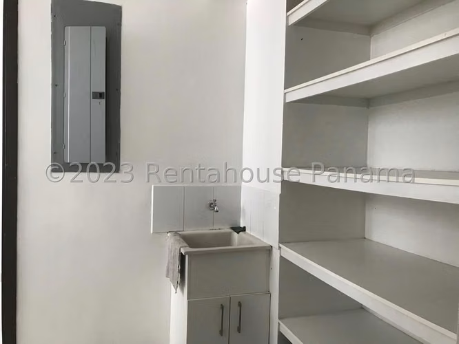 Se Vende Apartamento en Clayton LA26-7465