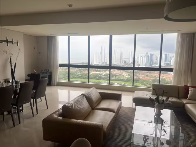 Alquiler de Bello Penthouse en Santa Maria