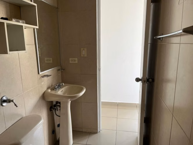 ALQUILO APARTAMENTO EN MALLORCA PARK - LOS ANDES FRENTE A ESTACION DEL METRO - Imagen 7