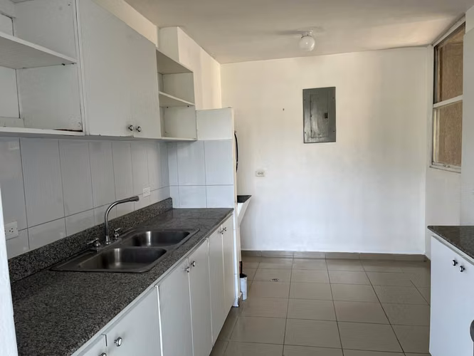 ALQUILO APARTAMENTO EN MALLORCA PARK - LOS ANDES FRENTE A ESTACION DEL METRO - Imagen 2