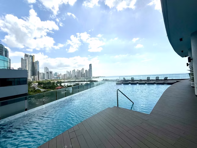 ALQUILER PH YACHT CLUB AVENIDA BALBOA