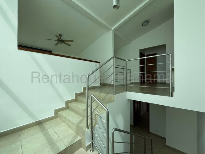 Casa en Venta en Altos de Panamá. HORIZONTES. 26LDC182