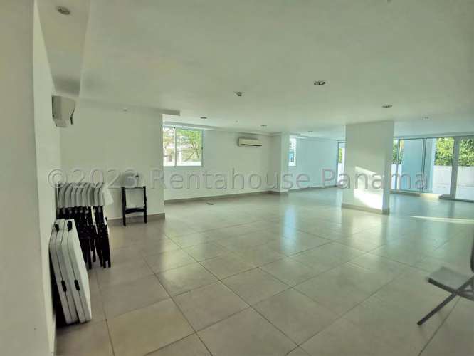 Apartamento en Venta en Hato Pintado. PH FORESTA TOWER. 26LDC9040