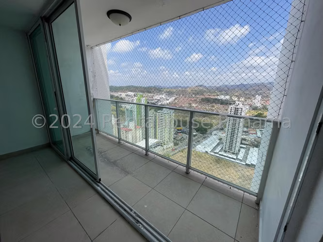 Apartamento en Venta en Condado del Rey. PH KINGS PARK. 26LDC5447