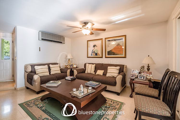 Altos del Golf – Barriada Cerrada – 434mts2 – 575,000