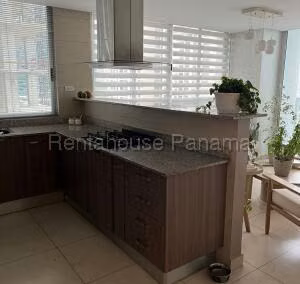 Apartamento en Alquiler en Costa del Este 26jack9047