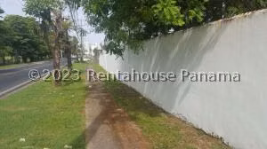 Terreno en Venta en Parque lefevre 24jack3635 - Imagen 2