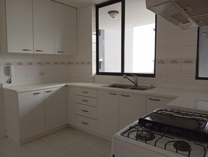 Alquiler en Marbella apartamento de 3 recamaeas Ph Los Delfines