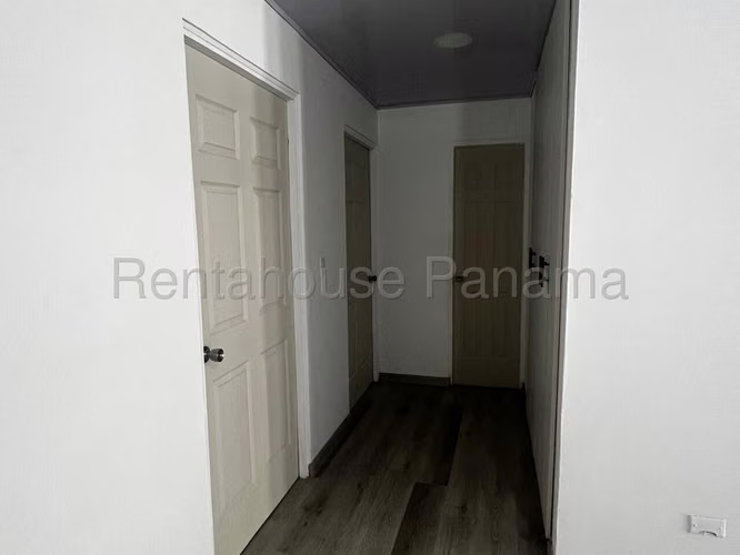 Se Vende Casa en Colon MDV26-8721