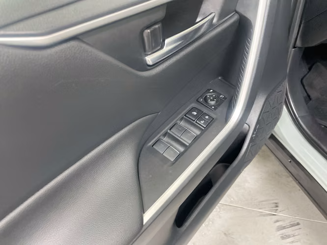 TOYOTA RAV-4 - 2024 - PR-RAV4 - Automarket - Imagen 4