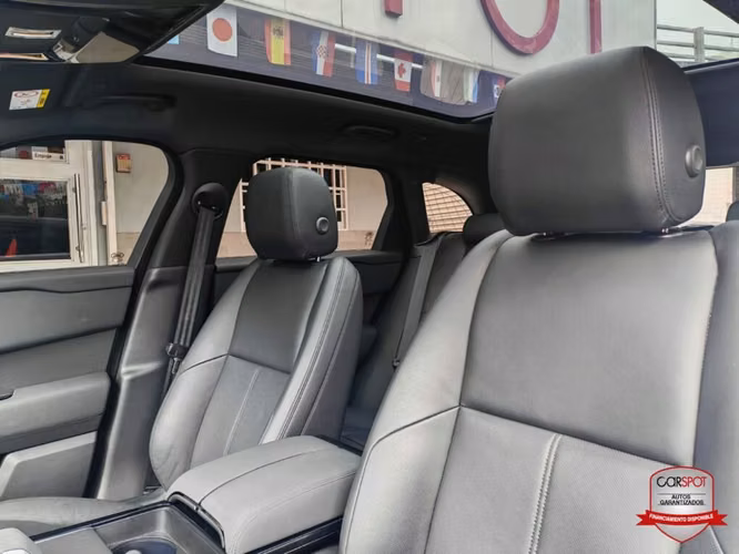 Land Rover Velar 2024 Automática EL4457 - Imagen 11
