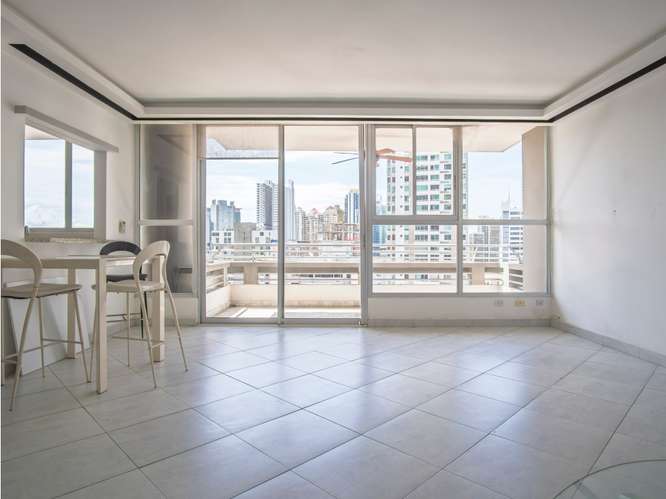 Venta de Apartamento en El Cangrejo, PH Luxor Tower