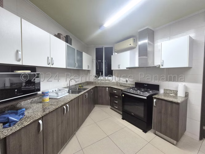 VIVA YA! EN COSTA DEL ESTE VENTA PH COUNTRY CLUB AMOBLADO ESM