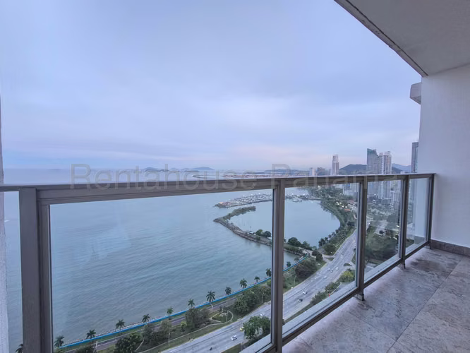 Alquiler de Apartamento en Bellavista Ph Yoo KC