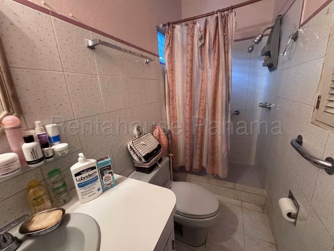 Venta de Casa en Chanis  Solo Cliente Directo LFC
