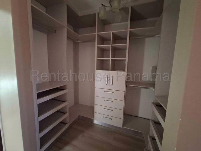 Venta de Casa en Costa Sur Villa Valencia Solo Cliente Directo LFC