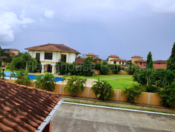 Venta de Casa en Costa Sur El Doral Solo Cliente Directo LFC