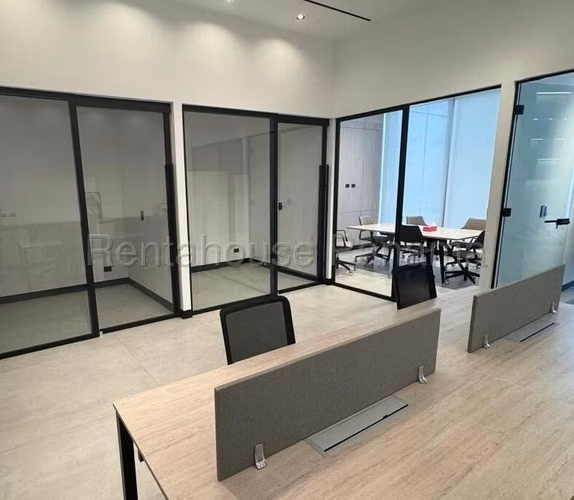 Venta de Consultorio en Avenida Balboa, Bicsa (Solo Cliente Directo)