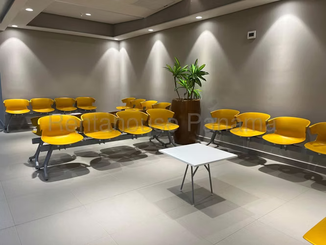Alquiler de Comercial en Costa del Este Town Center Solo Cliente Directo MC