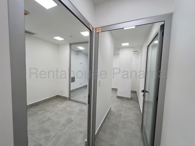 Alquiler de Comercial en Costa del Este Town Center Solo Cliente Directo MC