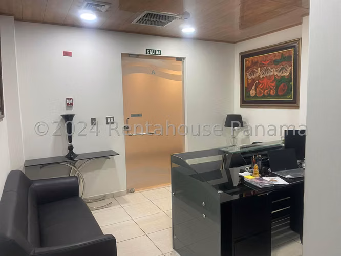 Venta de Oficina en Obarrio Sortis Bussines Cent Solo Cliente Directo MC
