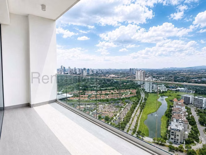 Venta de impresionante Penthouse en Santa María Golf & Country Club