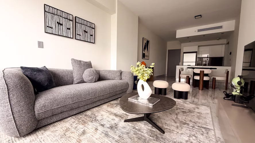NUOVO Residences | Amoblado | 104m² | 2 Recámaras | Balcón | Avenida Balboa | $2,300