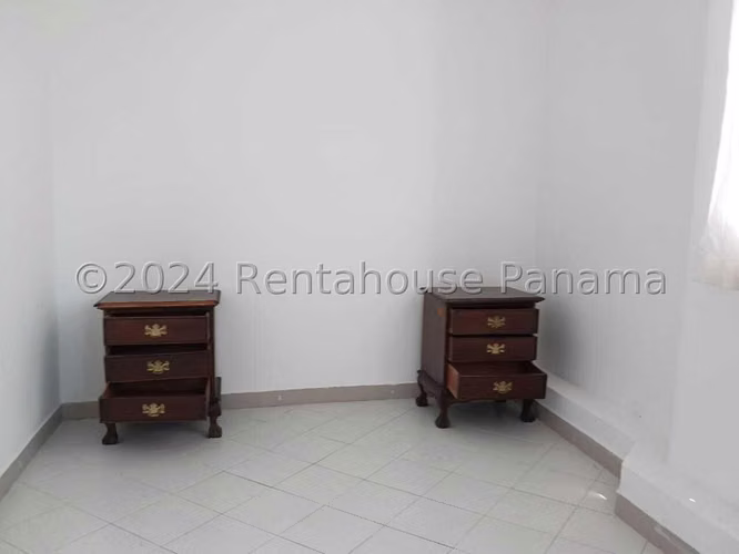 Apartamento en Alquiler en Avenida Balboa JG
