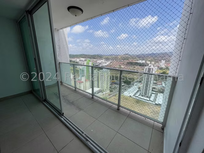 Apartamento en Venta en Condado del Rey  JG