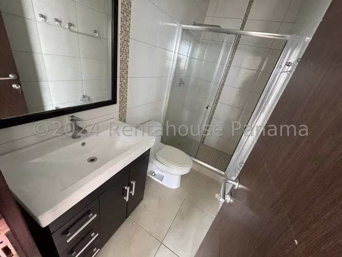 Apartamento en Venta en Condado del Rey  JG