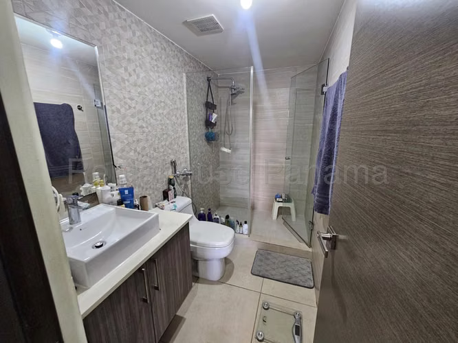 Apartamento en Venta en Condado del Rey  JG