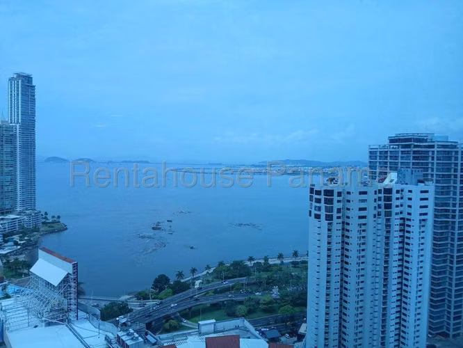 Unidad Hotelera en Venta en Avenida Balboa JG