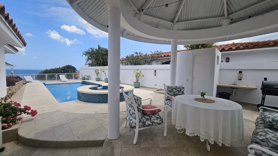 Casa con vista al mar en San Carlos, Panamá - Imagen 13