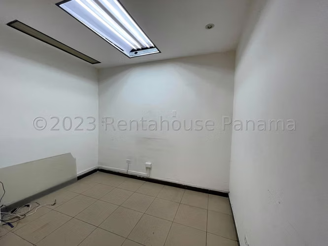 Oficina en venta en Obarrio DPA 24-1131