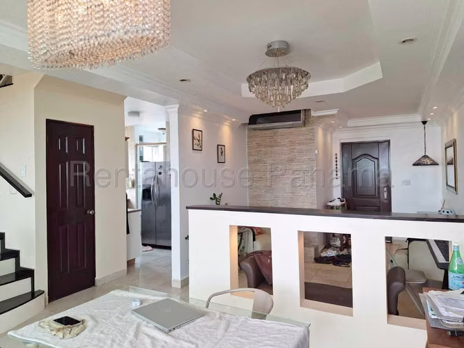 Se Vende Apartamento en San Francisco LA26-8904