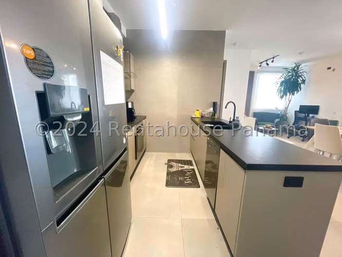 Se Vende Apartamento en Coco del Mar LA25-2117