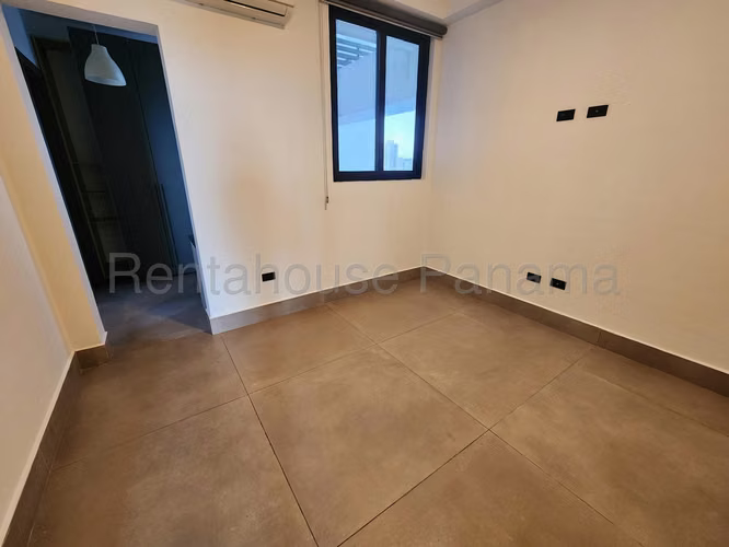 Se Vende Apartamento en Coco del Mar LA26-4929