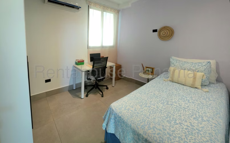 Se Vende Apartamento en Coco del Mar LA25-7018