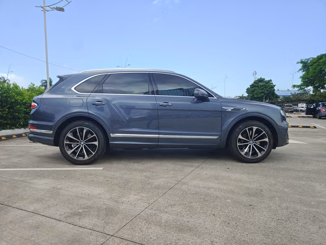 Bentley Bentayga - Imagen 3