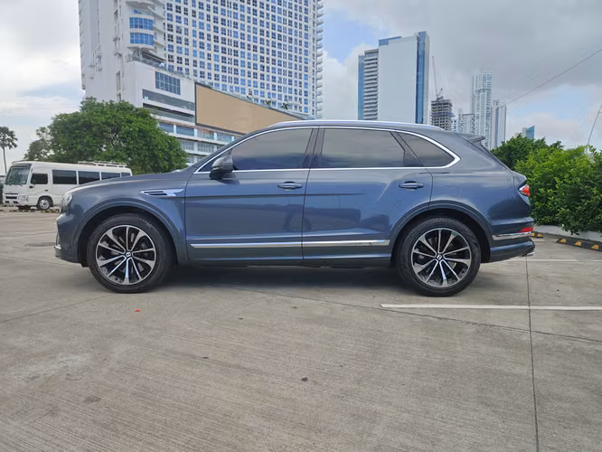 Bentley Bentayga - Imagen 4