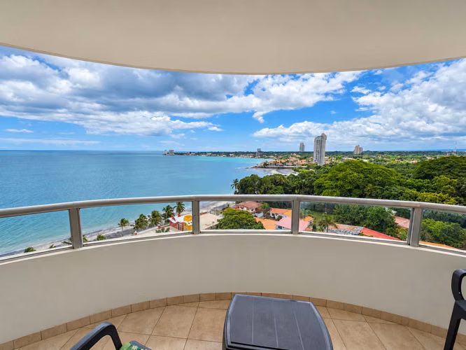 Apartamento Amoblado en Playa Serena Resort, Nueva Gorgona