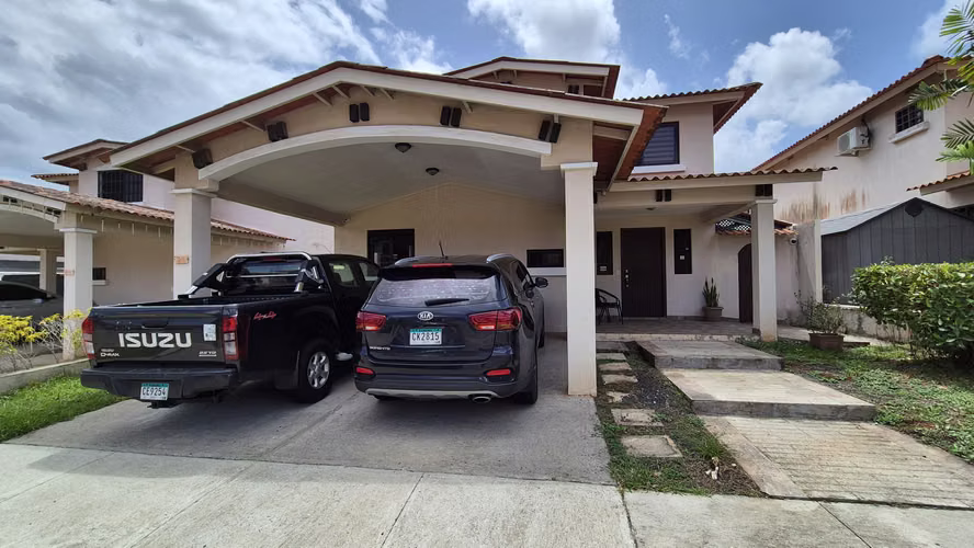 ALQUILER DE CASA EN PH SUNSET HILLS AMOBLADA