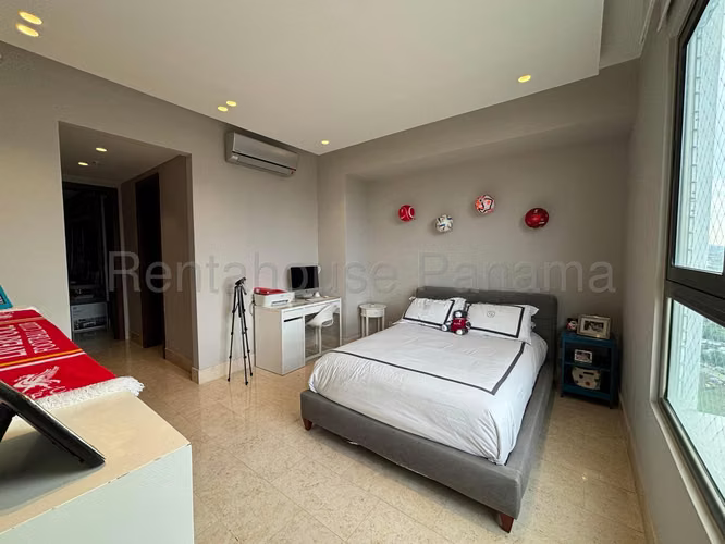 Venta de apartamento en Santa Maria AK