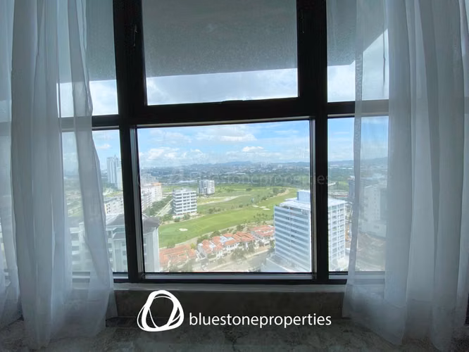 Santa Maria – Vista Al Golf y Mar– 322 m² – 1,050,000