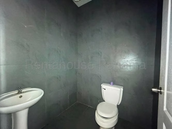 Alquiler de local comercial en San Francisco AK