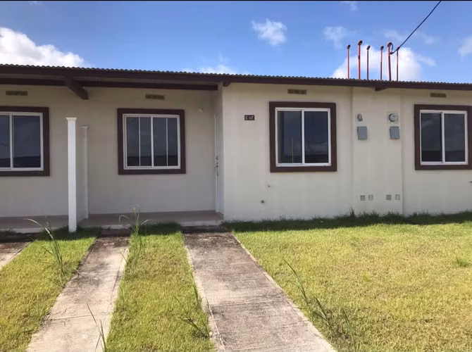 SE ALQUILA CASA EN PACORA - MONTEMADERO