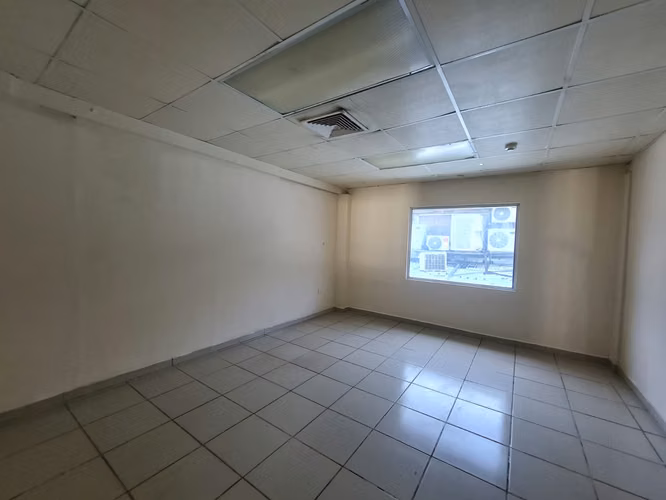 ALQUILER DE LOCAL COMERCIAL / OFICINAS 144 m² | UBICACIÓN ESTRATÉGICA SOBRE VÍA PRINCIPAL