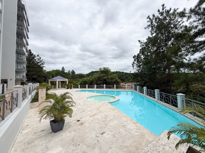 Amplio Apartamento Familiar en Venta en Pine Hill, Albrook