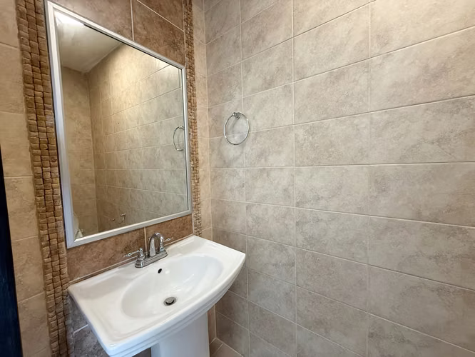 Amplio Apartamento Familiar en Venta en Pine Hill, Albrook